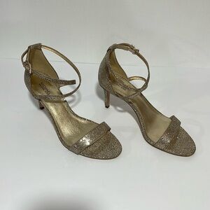 MICHEAL KORS Gold Sandals Short Heel Sz 9